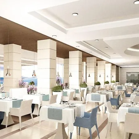 Smy Carlos V Wellness & فندق ألغيرو